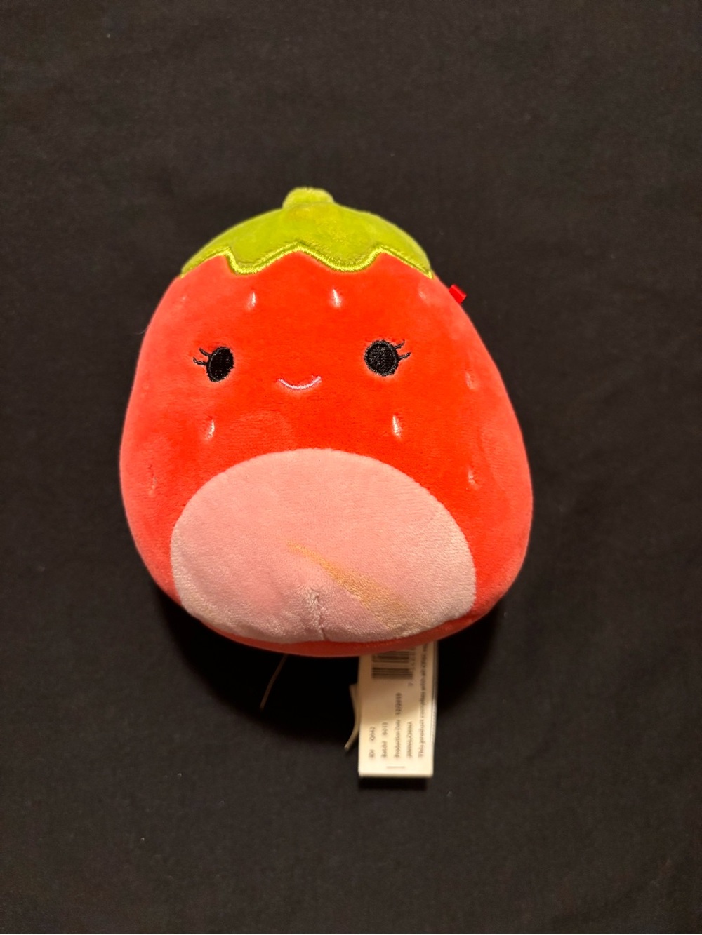 Mini Squishmallow- Scarlet The Strawberry